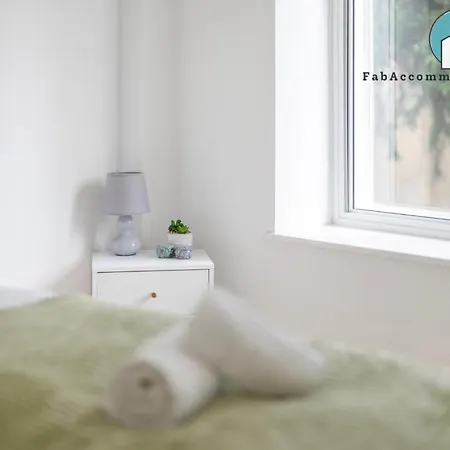 Appartement Apt-2bed 2bath-ac Unit-by Fabaccommodation *