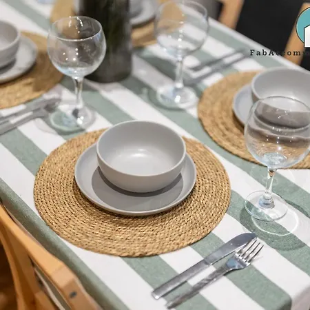 Appartement Apt-2bed 2bath-ac Unit-by Fabaccommodation Bristol