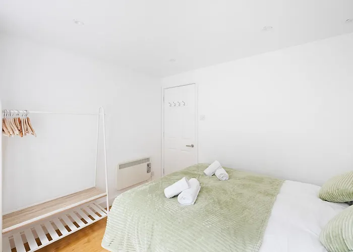 Apt-2bed 2bath-ac Unit-by Fabaccommodation * Бристоль