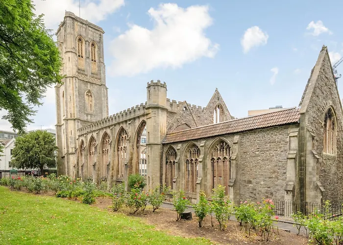 Apt-2bed 2bath-ac Unit-by Fabaccommodation