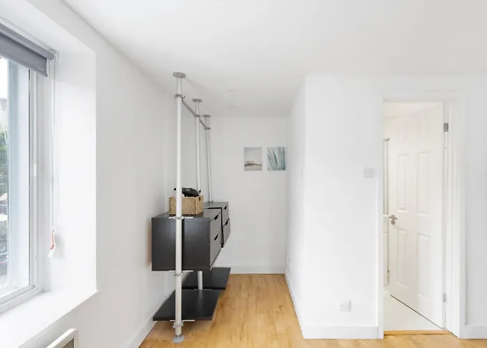 Апартаменти Apt-2bed 2bath-ac Unit-by Fabaccommodation Бристоль